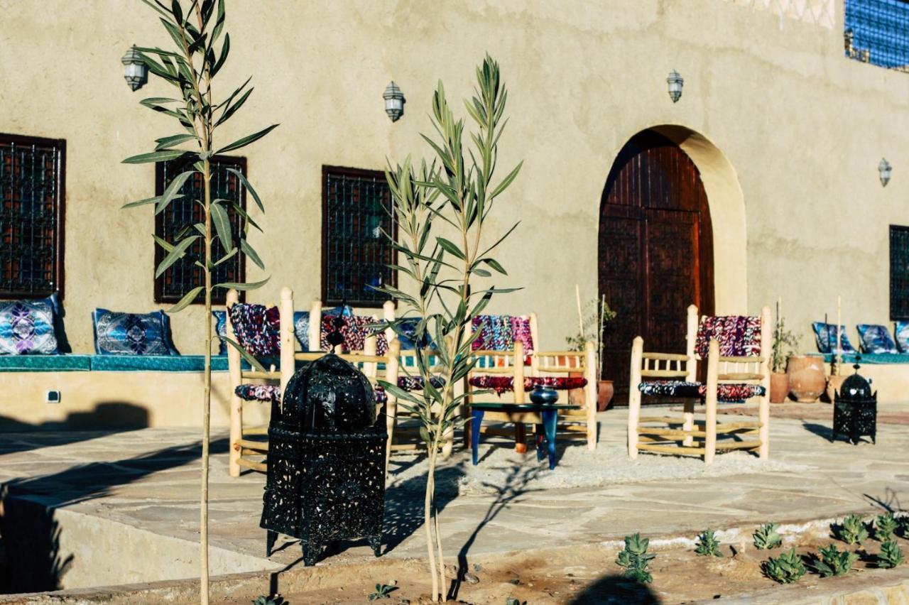 Riad Caravasar Merzouga Esterno foto