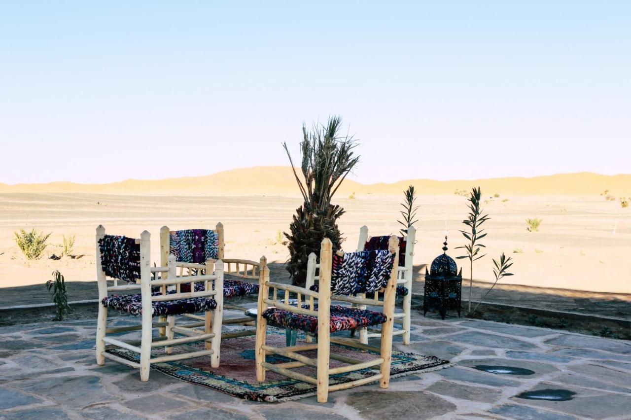 Riad Caravasar Merzouga Esterno foto