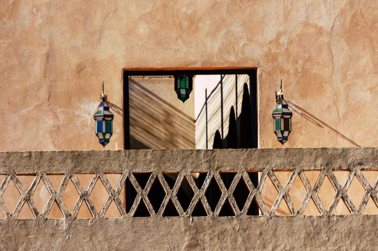 Riad Caravasar Merzouga Esterno foto