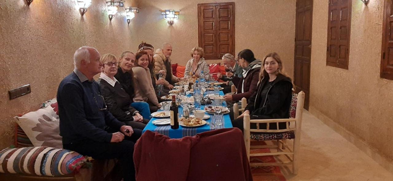 Riad Caravasar Merzouga Esterno foto