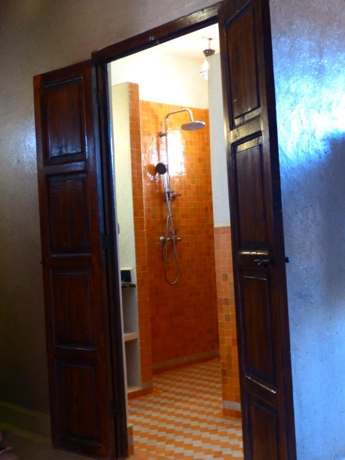 Riad Caravasar Merzouga Esterno foto