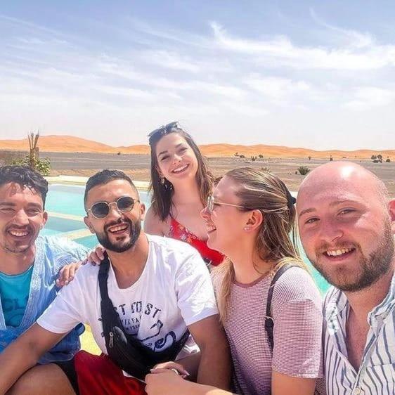 Riad Caravasar Merzouga Esterno foto