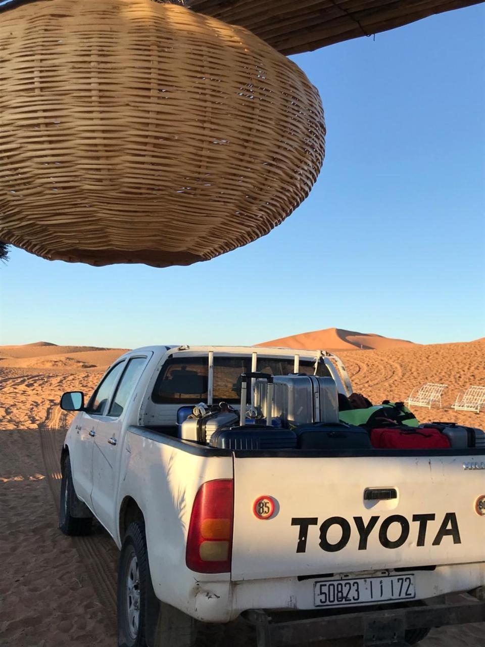 Riad Caravasar Merzouga Esterno foto